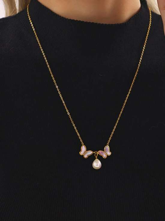  Shell Butterfly Necklace-1